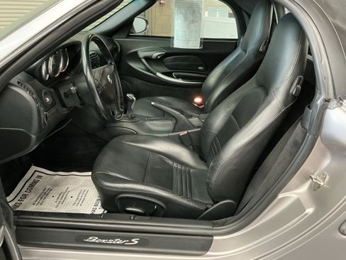 Used 2002 Porsche Boxster S image 23