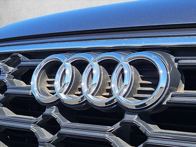 Used 2023 Audi Q5 2.0T Premium w/ Convenience Package AWD/4WD image 30