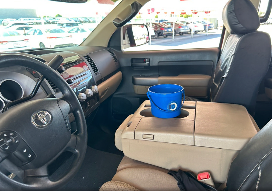 Used 2013 Toyota Tundra 2WD CrewMax w/ Tow Pkg image 5