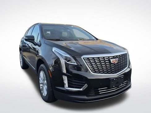 Used 2025 Cadillac XT5 Luxury image 3