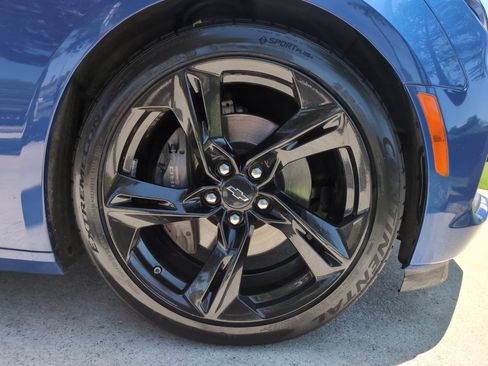 Used 2023 Chevrolet Camaro SS RWD image 13