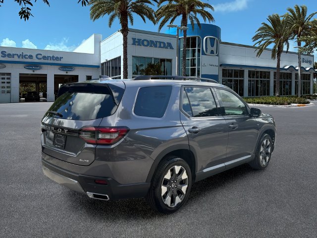 Used 2026 Honda Pilot Elite image 8