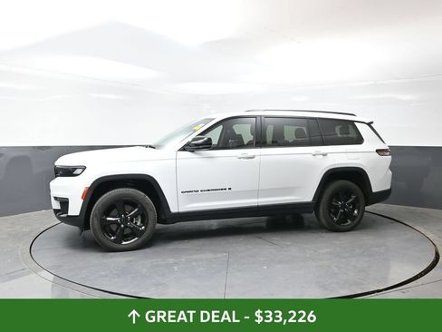 Used 2023 Jeep Grand Cherokee L Limited w/ Luxury Tech Group II AWD/4WD image 10