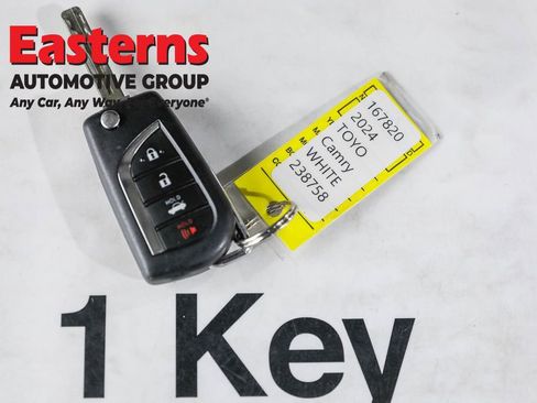 Used 2024 Toyota Camry SE FWD image 25