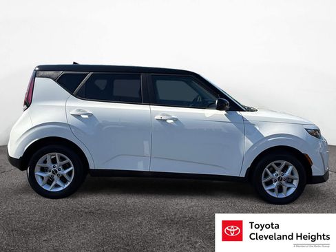 Used 2024 Kia Soul S FWD image 4