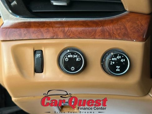 Used 2015 Cadillac Escalade ESV Platinum image 39