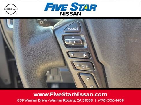 Used 2024 Nissan Frontier SV RWD image 24