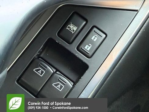 Used 2009 Nissan GT-R Premium AWD/4WD image 18