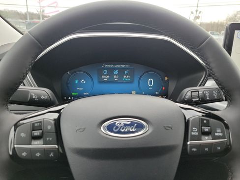 New 2024 Ford Escape SE w/ PHEV Premium Package image 15