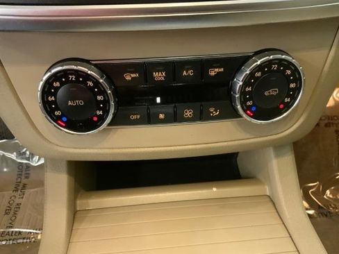 Used 2012 Mercedes-Benz ML 350 4MATIC image 16