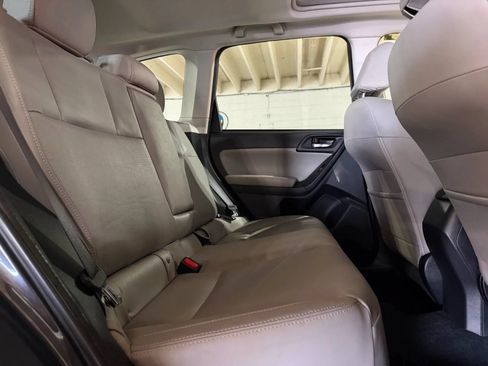 Used 2018 Subaru Forester 2.5i Limited AWD/4WD image 11