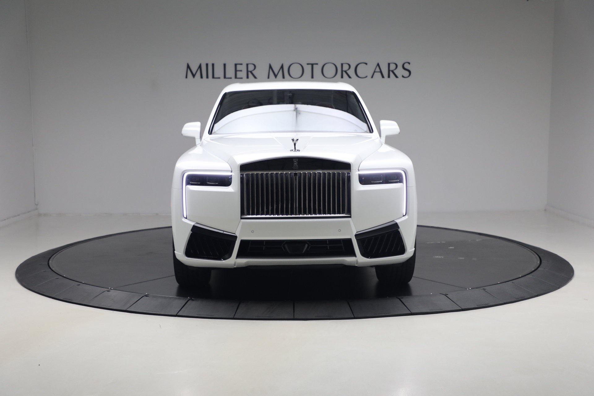 New 2027 Rolls-Royce Cullinan Black Badge AWD/4WD image 13