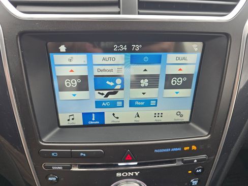 Used 2018 Ford Explorer Sport w/ Equipment Group 401A image 26