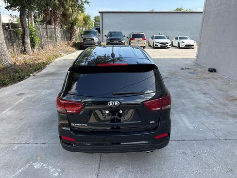 Used 2019 Kia Sorento L FWD image 6
