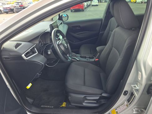 Used 2024 Toyota Corolla LE image 7