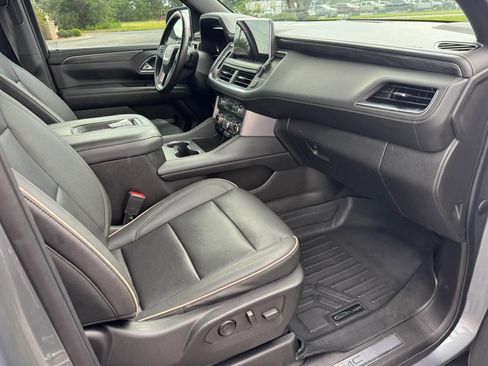 Used 2022 GMC Yukon SLT w/ SLT Premium Package AWD/4WD image 29