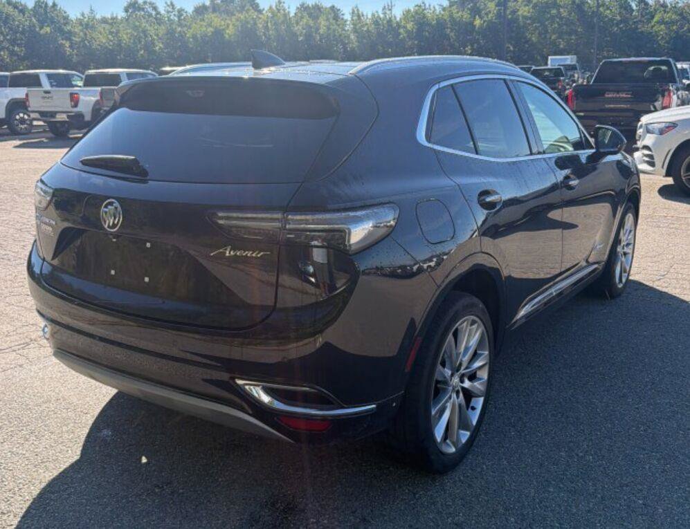 Used 2023 Buick Envision Avenir AWD/4WD image 3