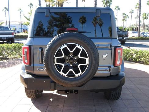 Certified 2022 Ford Bronco Outer Banks image 3