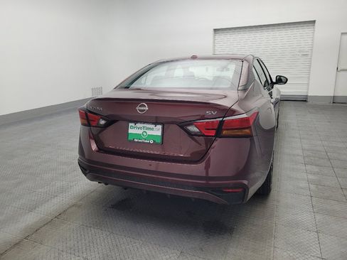 Used 2024 Nissan Altima 2.5 SV image 7