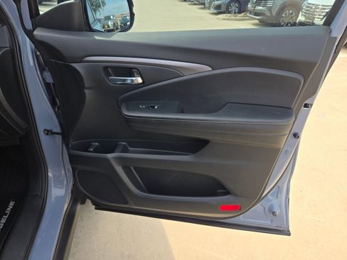 Used 2023 Honda Ridgeline Sport image 29