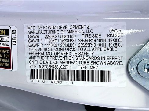 Used 2025 Acura RDX SH-AWD image 43