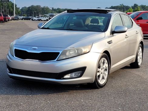 Used 2013 Kia Optima EX w/ Premium Pkg FWD image 3
