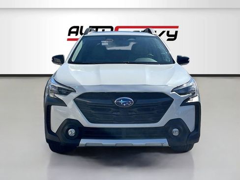 Used 2024 Subaru Outback Limited AWD/4WD image 2