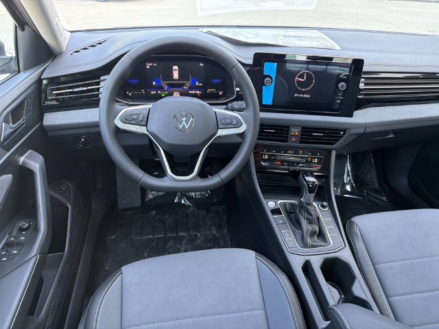 New 2026 Volkswagen Jetta SE FWD image 8