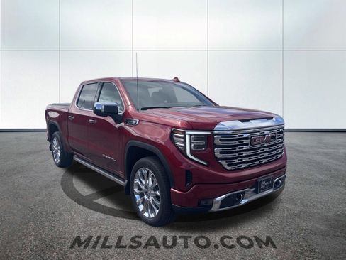 Certified 2023 GMC Sierra 1500 Denali w/ Denali Reserve Package AWD/4WD image 3
