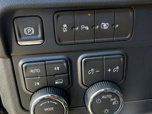 New 2026 Chevrolet Tahoe 4WD image 16