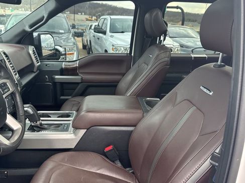 Used 2015 Ford F150 Platinum w/ Equipment Group 701A Luxury image 10