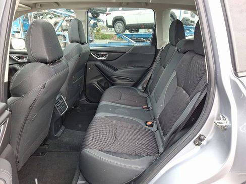 Used 2023 Subaru Forester Premium image 13