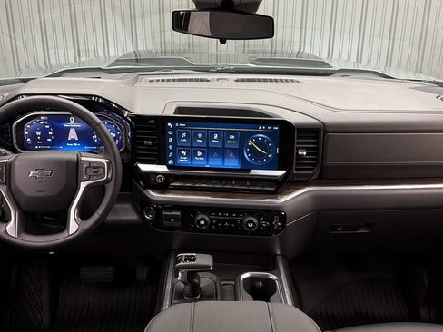 Used 2026 Chevrolet Silverado 1500 LT Trail Boss AWD/4WD image 43