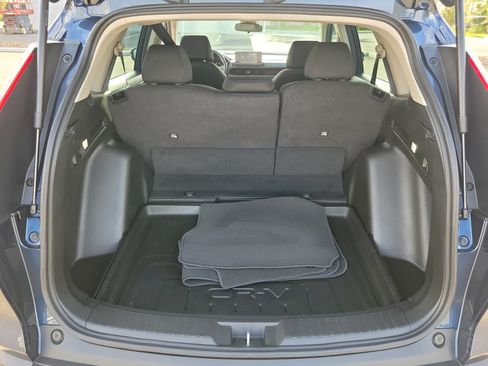 Used 2024 Honda CR-V LX image 30