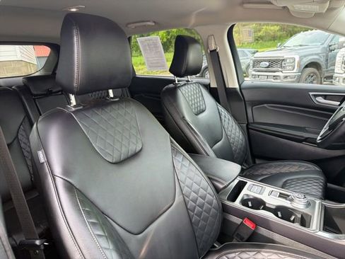 Used 2023 Ford Edge Titanium AWD/4WD image 36