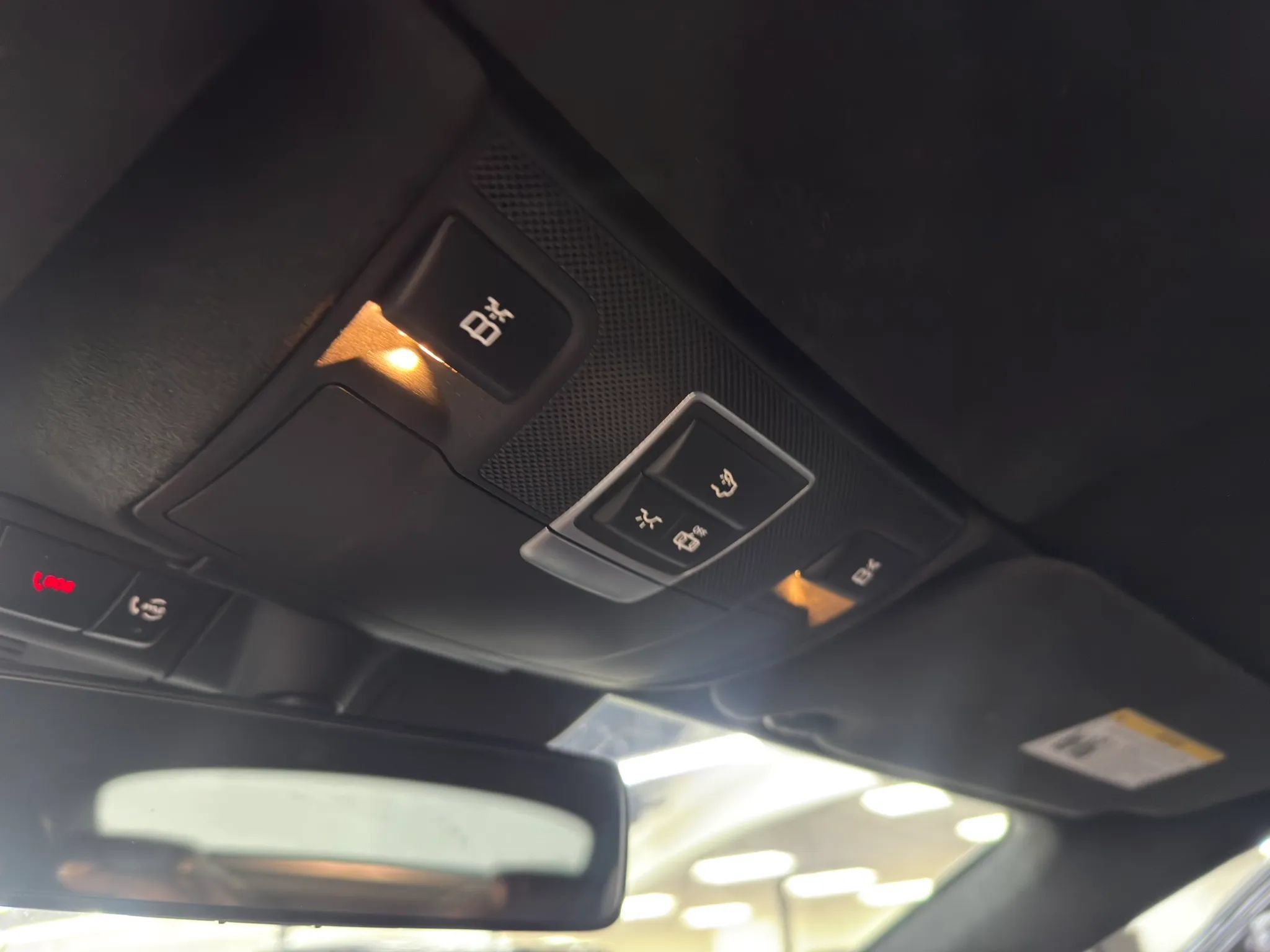 Used 2019 Mercedes-Benz S 560 Cabriolet image 30