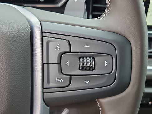 New 2026 GMC Sierra 1500 SLT w/ SLT Premium Plus Package AWD/4WD image 18