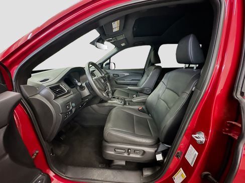 Used 2023 Honda Passport EX-L image 13