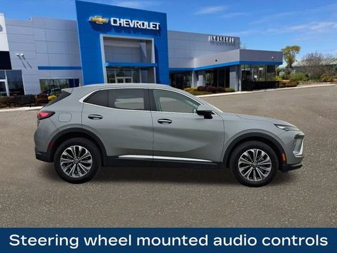 Used 2025 Buick Envision Preferred image 10