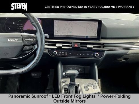 Certified 2026 Kia Sportage X-Line w/ X-Line Technology Package AWD/4WD image 11