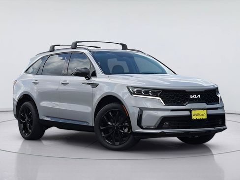 Used 2023 Kia Sorento SX FWD image 2