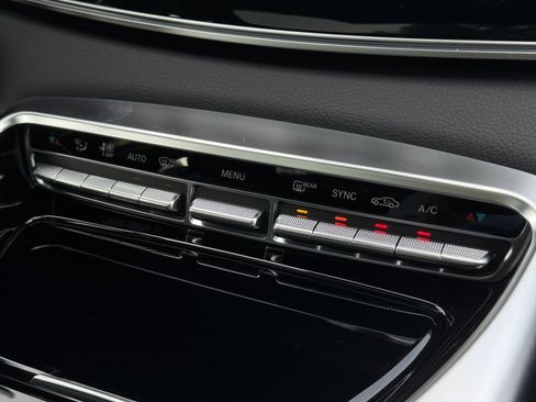 Used 2024 Mercedes-Benz AMG GT 43 image 34