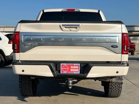 Used 2017 Ford F150 Platinum w/ Equipment Group 701A Luxury image 8