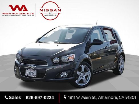 Used 2016 Chevrolet Sonic LT w/ Appearance Package FWD image 1