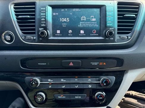 Used 2020 Kia Sedona EX FWD image 10