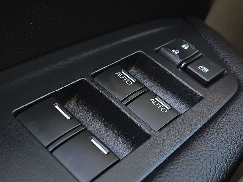 Used 2023 Honda Ridgeline RTL-E image 17