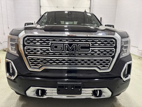 Used 2021 GMC Sierra 1500 Denali w/ Denali Carbonpro Edition AWD/4WD image 9