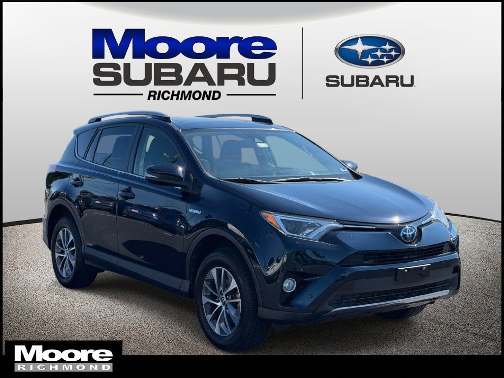 Used 2018 Toyota RAV4 XLE w/ Convenience Package AWD/4WD image 1