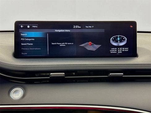 Used 2023 Genesis GV70 2.5T Select w/ Sport Prestige Package image 18