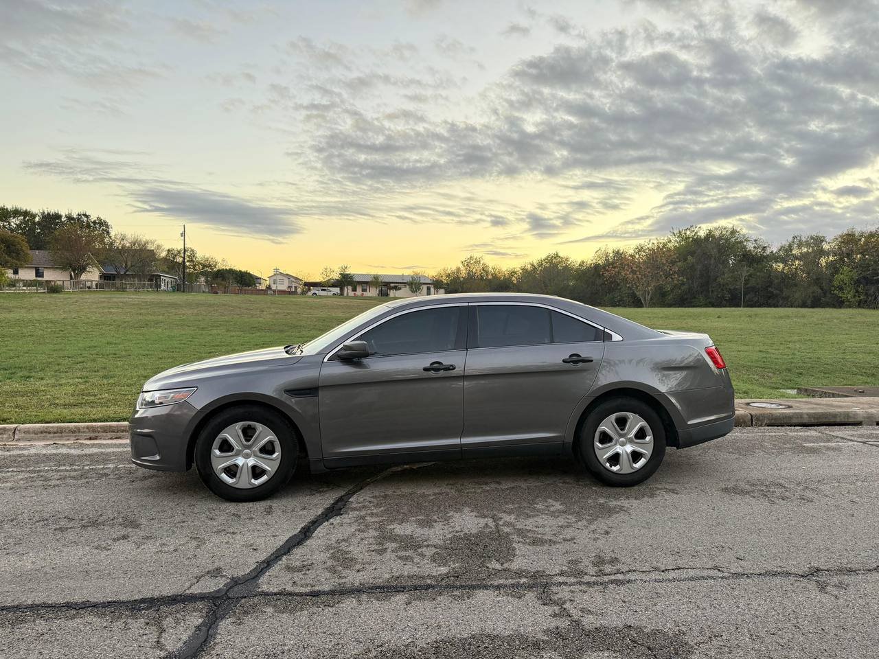 Used 2015 Ford Taurus Police Interceptor AWD image 1